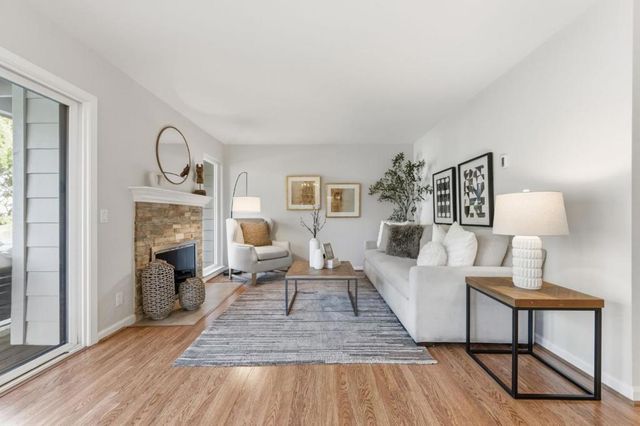 905 Middlefield 971, Mountain View, CA 94043