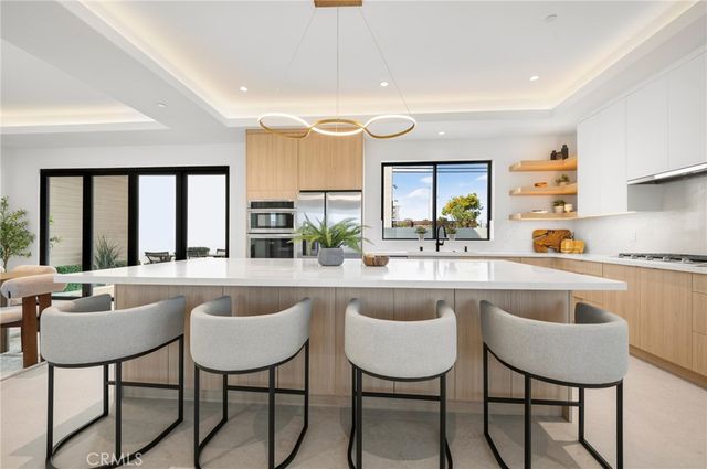8251 Friesland Drive, Huntington Beach, CA 92646