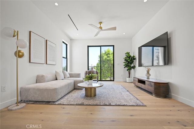 8251 Friesland Drive, Huntington Beach, CA 92646