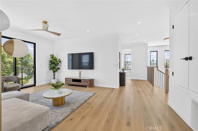 8251 Friesland Drive, Huntington Beach, CA 92646