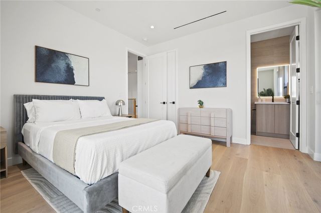 8251 Friesland Drive, Huntington Beach, CA 92646