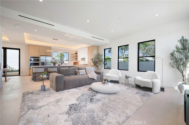 8251 Friesland Drive, Huntington Beach, CA 92646