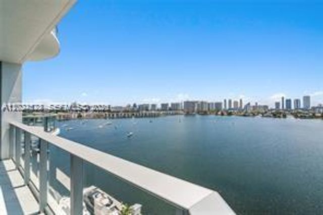 17111 Biscayne Blvd 1210, North Miami Beach, FL 33160