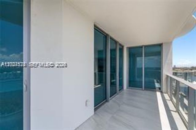 17111 Biscayne Blvd 1210, North Miami Beach, FL 33160
