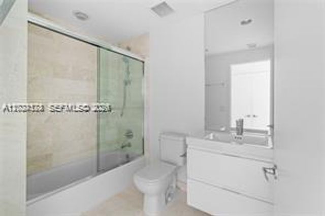 17111 Biscayne Blvd 1210, North Miami Beach, FL 33160