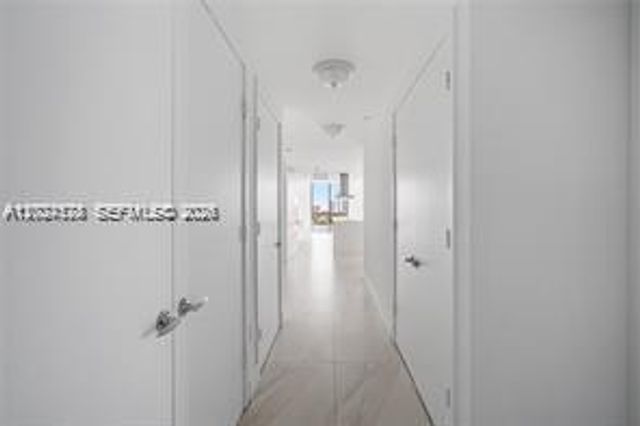 17111 Biscayne Blvd 1210, North Miami Beach, FL 33160