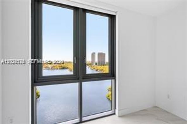 17111 Biscayne Blvd 1210, North Miami Beach, FL 33160