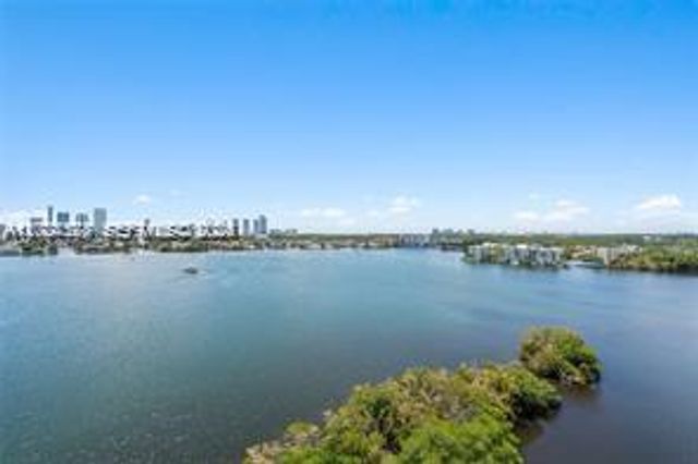 17111 Biscayne Blvd 1210, North Miami Beach, FL 33160