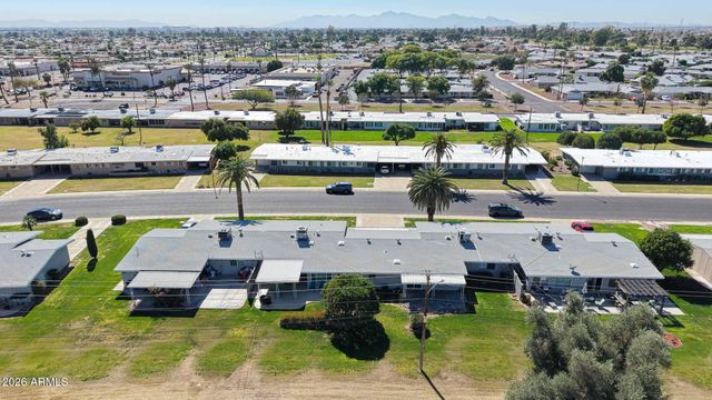 10746 W ABBOTT Avenue, Sun City, AZ 85351