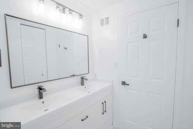 1316 WINDMILL LN, Silver Spring, MD 20905