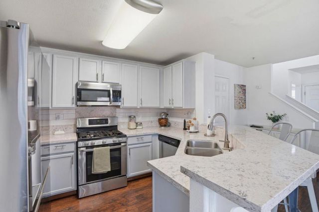 352 San Juan Grade Road, Salinas, CA 93906
