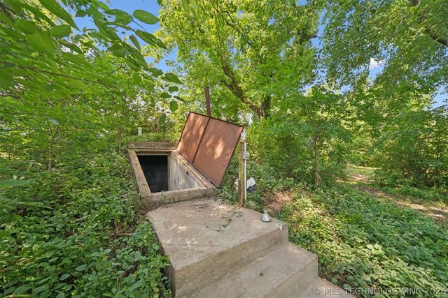 17567 E 405 Road, Claremore, OK 74017