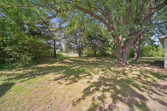 17567 E 405 Road, Claremore, OK 74017