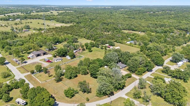 17567 E 405 Road, Claremore, OK 74017