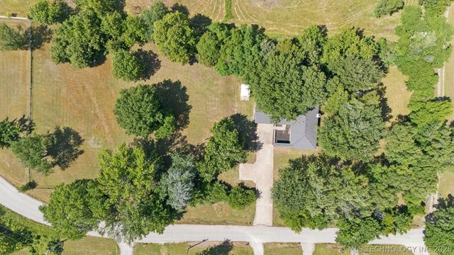 17567 E 405 Road, Claremore, OK 74017