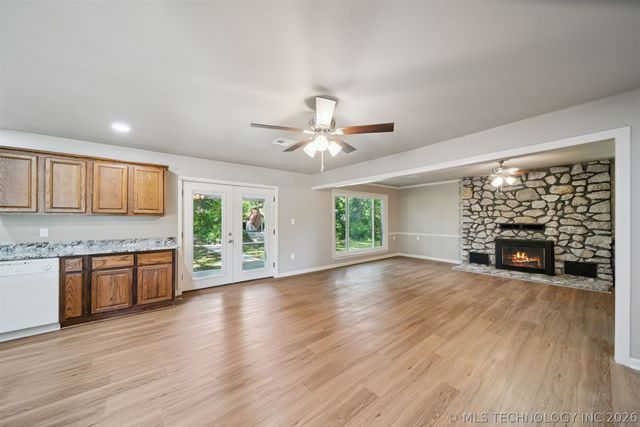17567 E 405 Road, Claremore, OK 74017