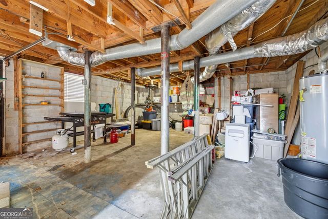 27 Hilltop Lane, Toccoa, GA 30577