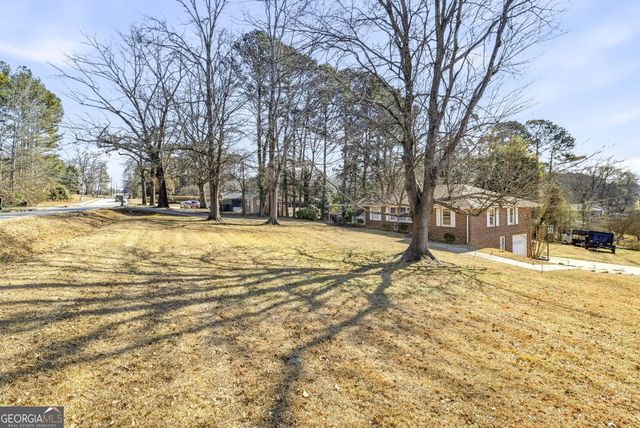 27 Hilltop Lane, Toccoa, GA 30577