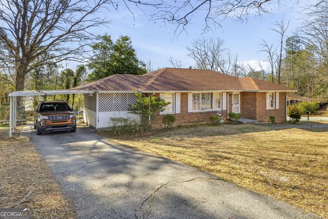 27 Hilltop Lane, Toccoa, GA 30577