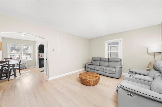 17819 Walter Street, Lansing, IL 60438