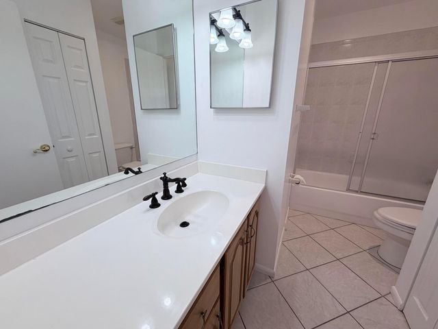 2562 NW 82nd Terrace 1, Coral Springs, FL 33065