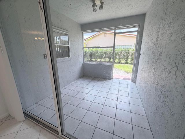 2562 NW 82nd Terrace 1, Coral Springs, FL 33065