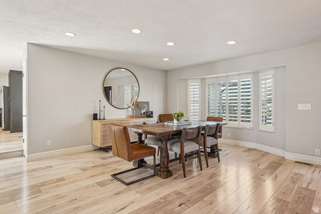 222 E CLEAR CREEK DR, Sandy, UT 84070