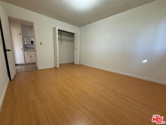 1131 Elm Avenue G, Glendale, CA 91201