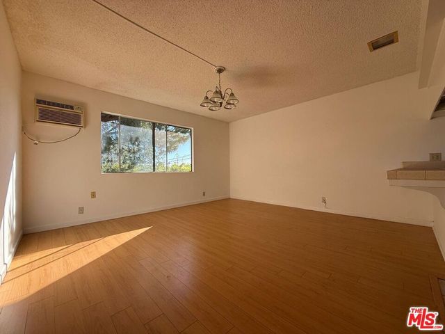 1131 Elm Avenue G, Glendale, CA 91201