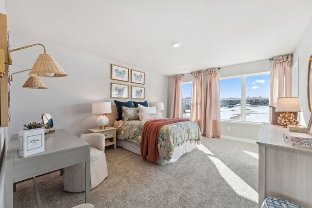 13376 Applewood Trail, Rosemount, MN 55068