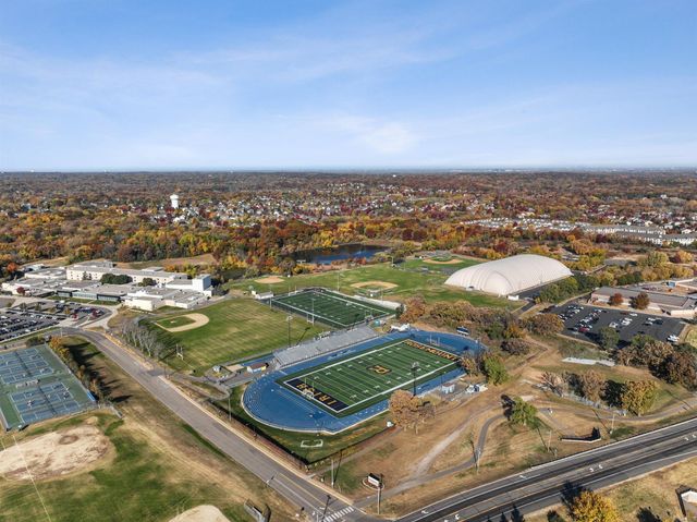 13376 Applewood Trail, Rosemount, MN 55068