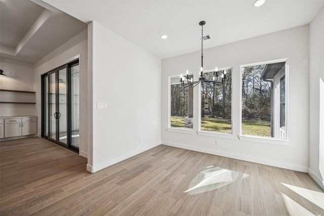 180 Red Hawk Road, Huntsville, TX 77340