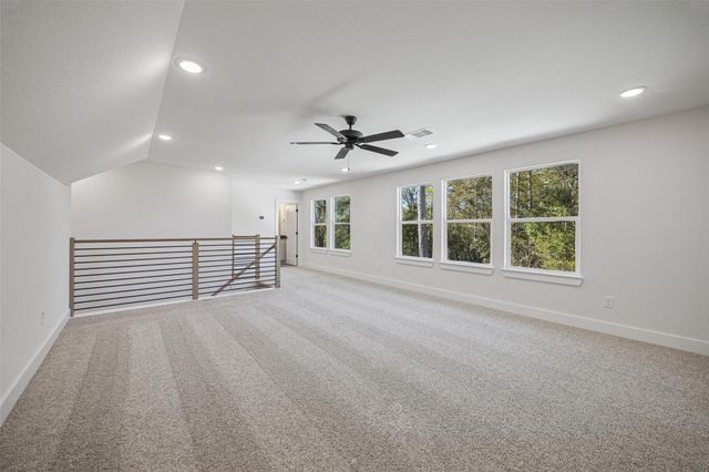 180 Red Hawk Road, Huntsville, TX 77340