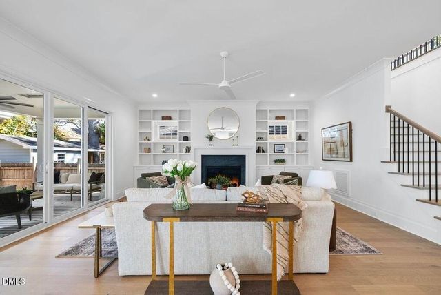 2212 Bedford Avenue, Raleigh, NC 27607