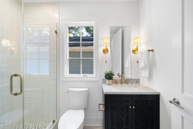 2212 Bedford Avenue, Raleigh, NC 27607