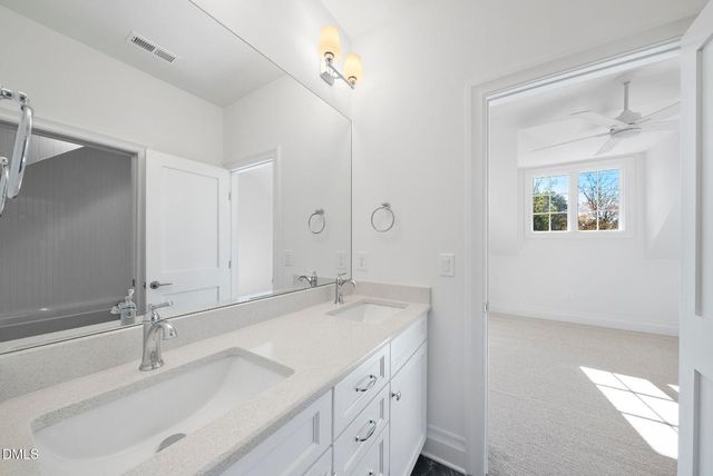 2212 Bedford Avenue, Raleigh, NC 27607