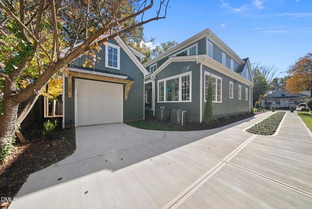 2212 Bedford Avenue, Raleigh, NC 27607