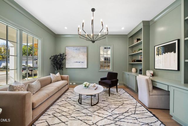 2212 Bedford Avenue, Raleigh, NC 27607