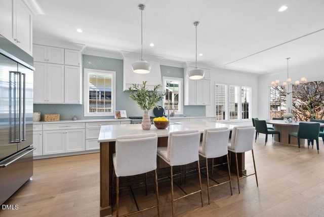 2212 Bedford Avenue, Raleigh, NC 27607