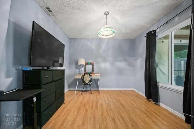 115 W Swain Rd, Stockton, CA 95207