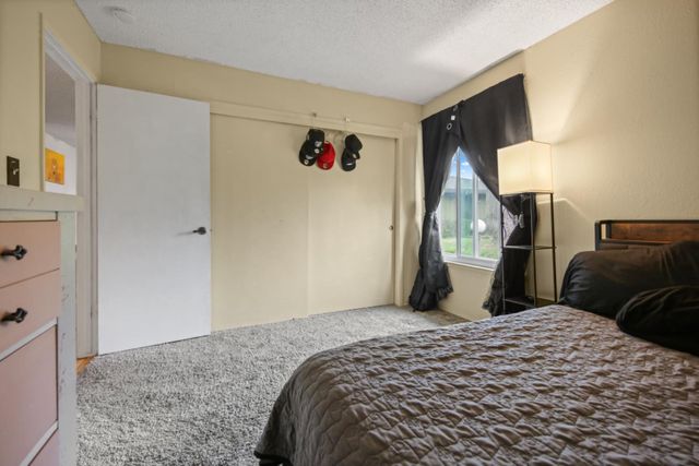 115 W Swain Rd, Stockton, CA 95207