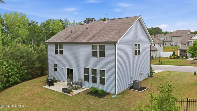 539 River Dell Townes Avenue, Clayton, NC 27527