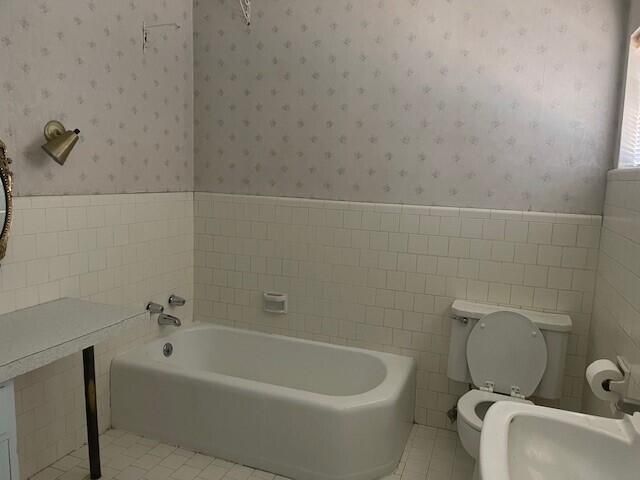 726 Josephine Avenue, Corcoran, CA 93212