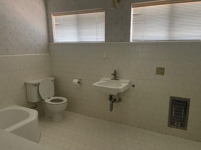 726 Josephine Avenue, Corcoran, CA 93212