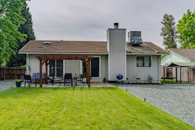 67 Saint Andrews Rd, Valley Springs, CA 95252