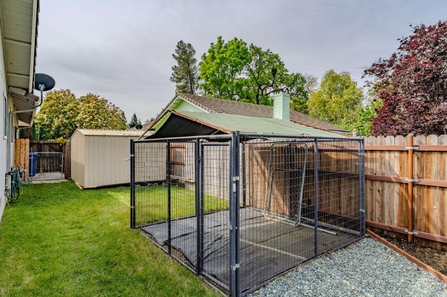 67 Saint Andrews Rd, Valley Springs, CA 95252