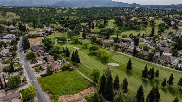 67 Saint Andrews Rd, Valley Springs, CA 95252