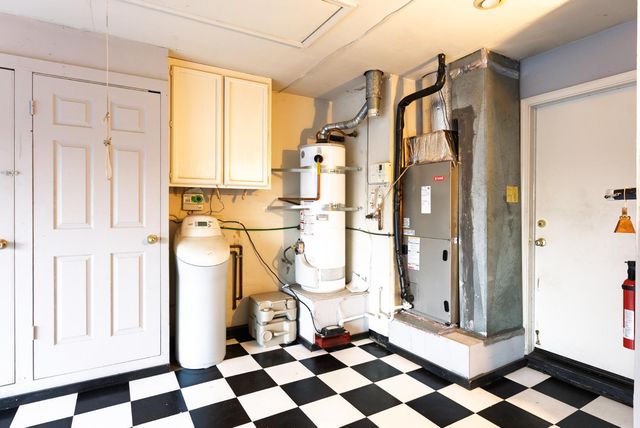 8949 Laguna Place Way, Elk Grove, CA 95758