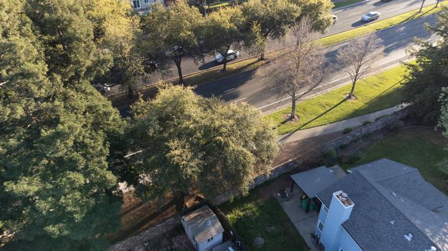 8949 Laguna Place Way, Elk Grove, CA 95758