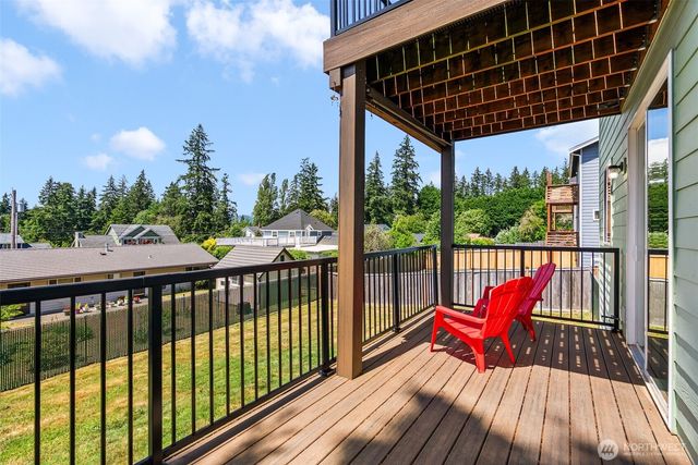 5091 May Street NW, Bremerton, WA 98311